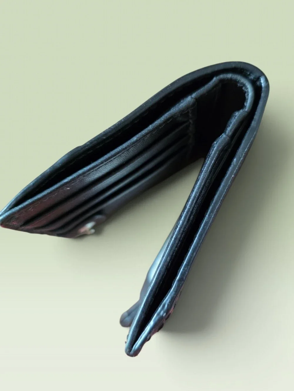 Coach Soho, Vintage pleated bifold wallet. Black Leather